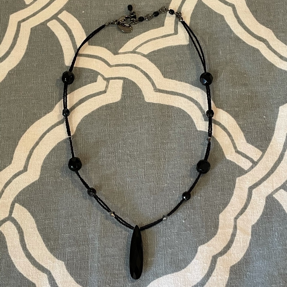 White House black market necklace